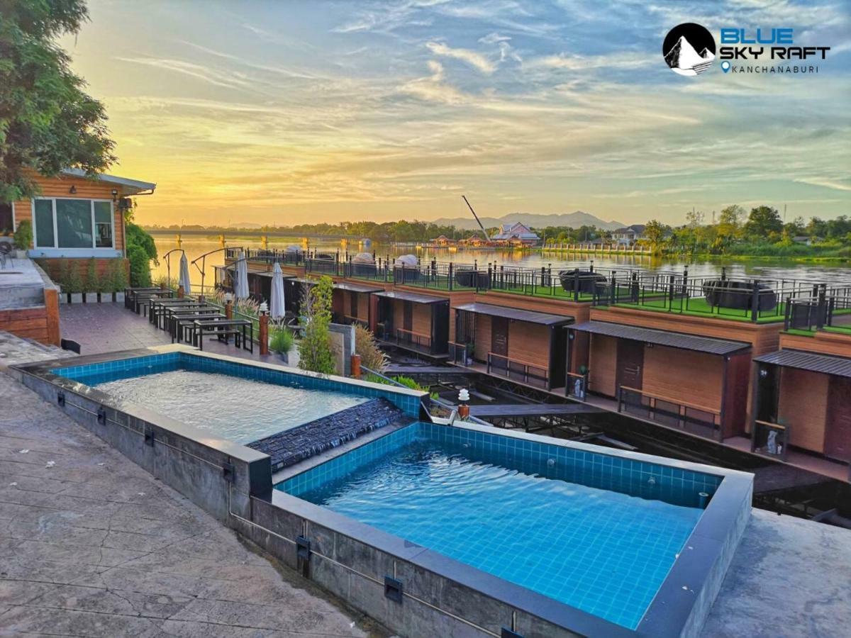 Blue Sky Raft At Kanchanaburi Hotel Екстериор снимка